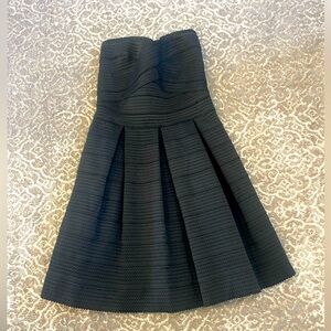 Express cocktail dress beautiful structure and material